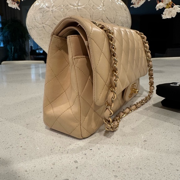 Chanel classic double flap medium lambksin - Picture 4 of 13